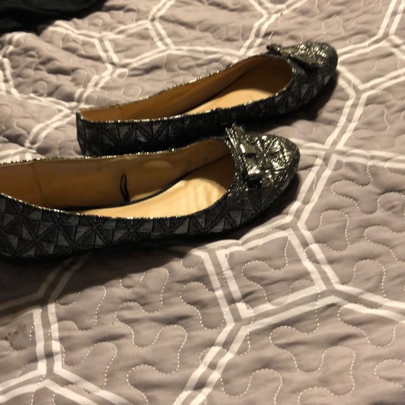 🌺3 for $20Forever 21 flats - Picture 4 of 6